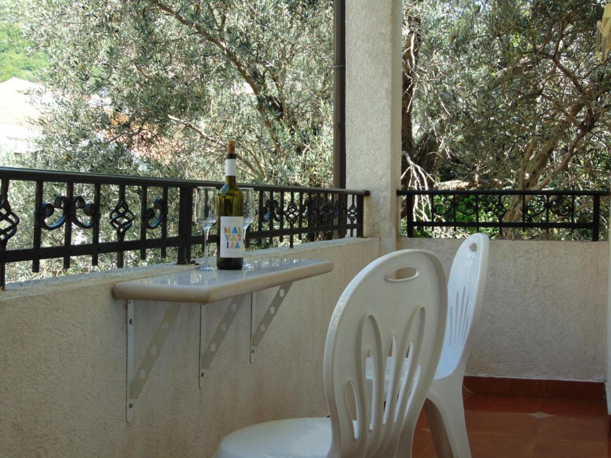 The Four Fish Apartment Petrovac Exterior photo