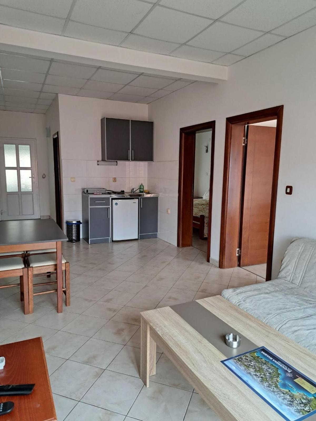 The Four Fish Apartment Petrovac Exterior photo